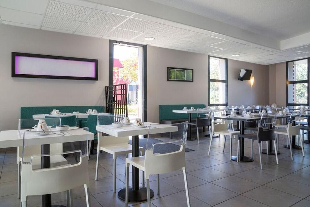 The Originals City, Hotel Novella Premium, Nantes Est Carquefou Exterior photo